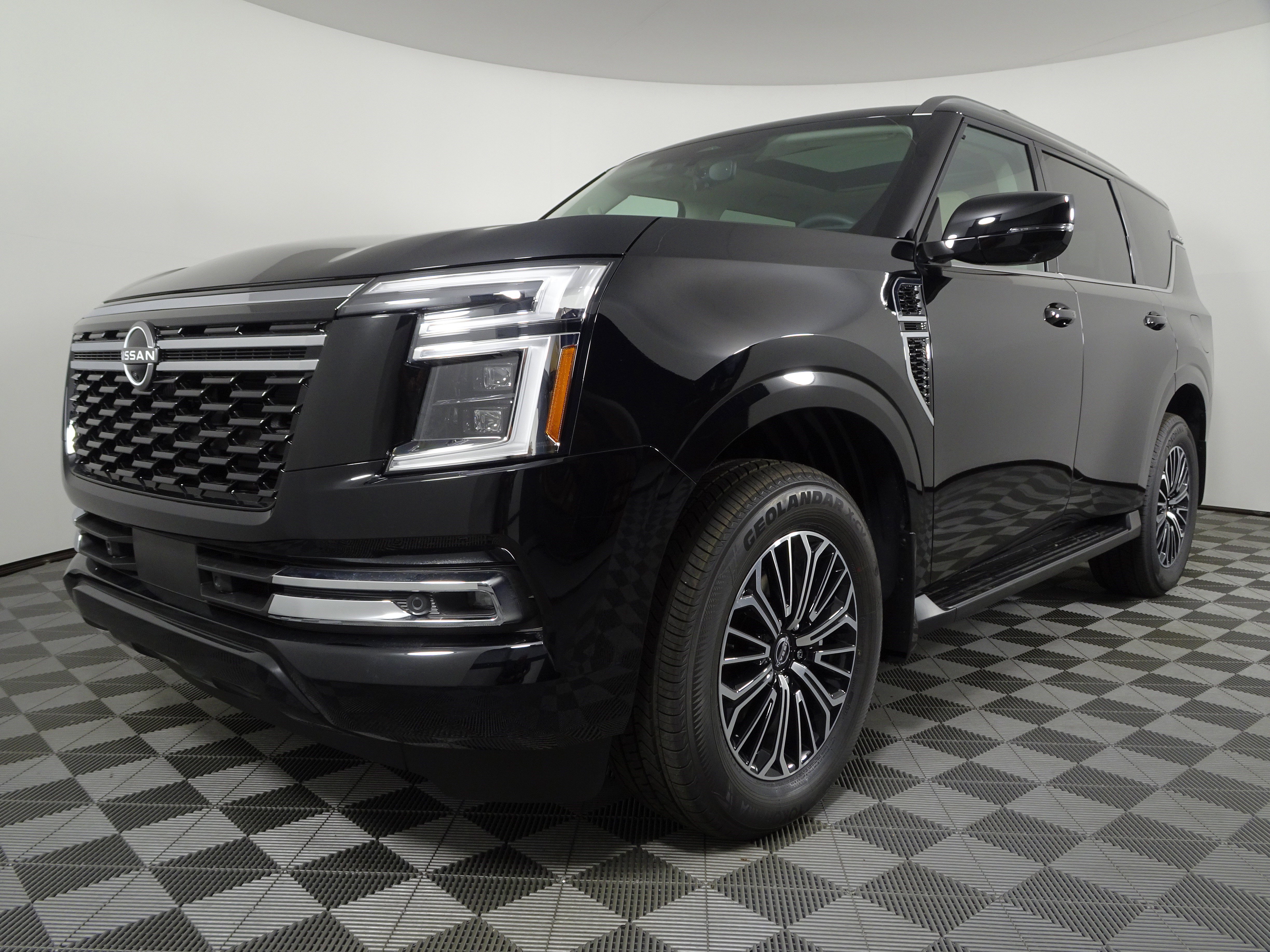 New 2026 Nissan Armada Platinum image 14