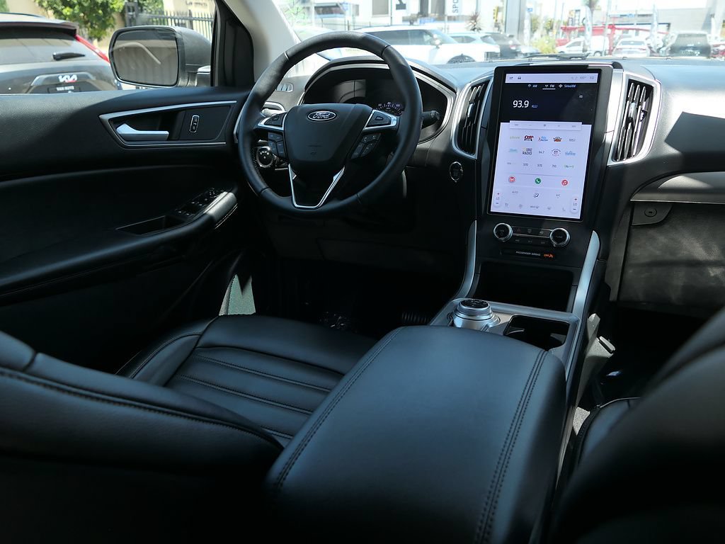Used 2023 Ford Edge SEL w/ Convenience Package AWD/4WD image 24