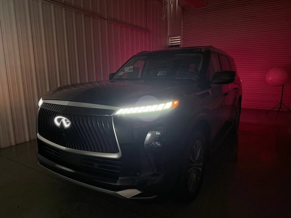 Certified 2026 INFINITI QX80 Luxe w/ Cargo Package RWD image 8