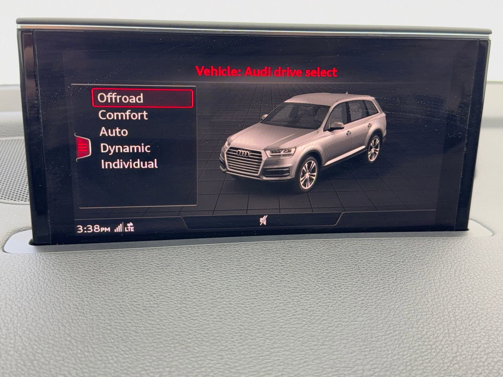Used 2019 Audi Q7 2.0T Premium Plus w/ Premium Plus Package image 28