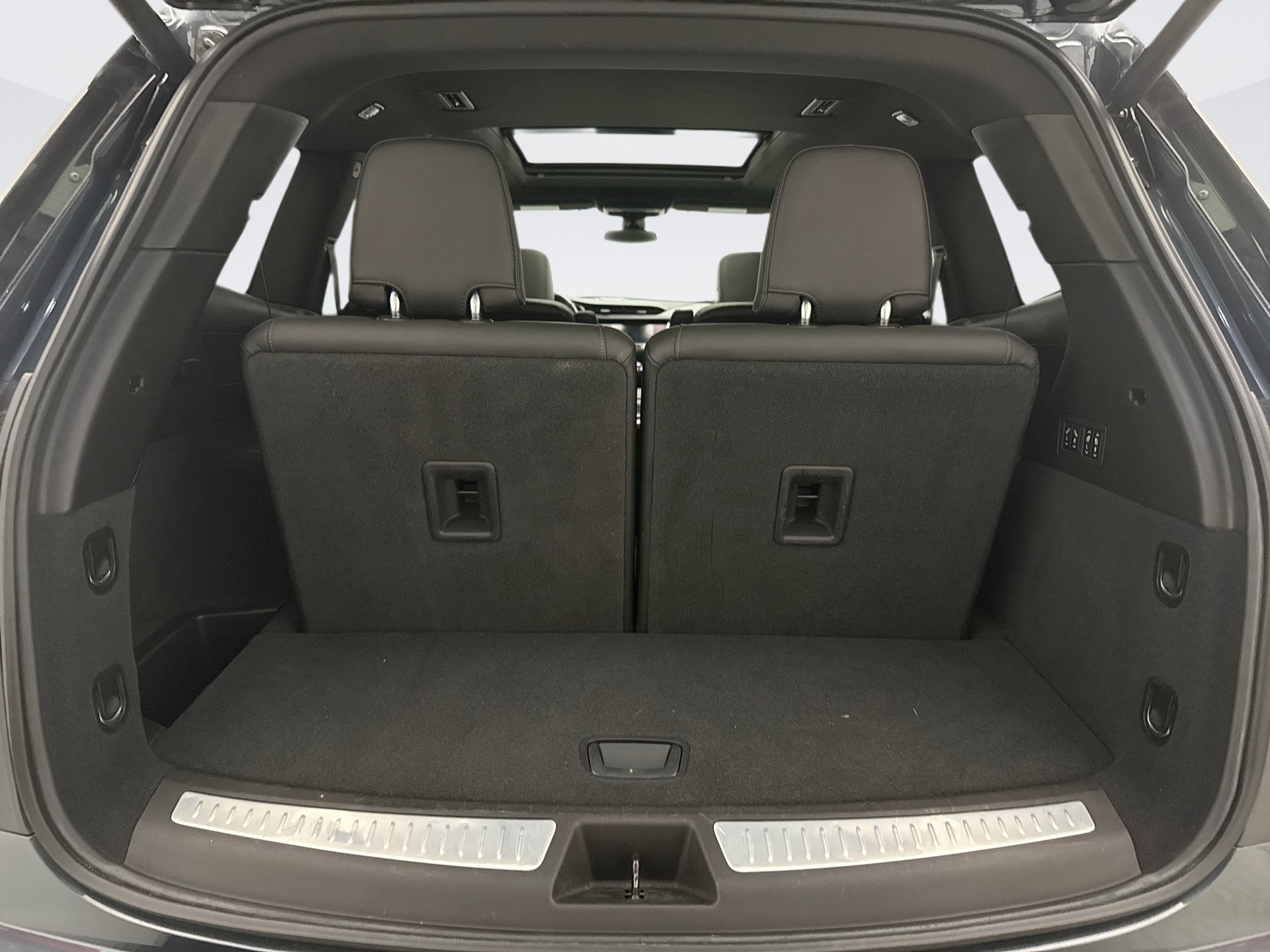 Used 2020 Cadillac XT6 Premium Luxury AWD/4WD image 25
