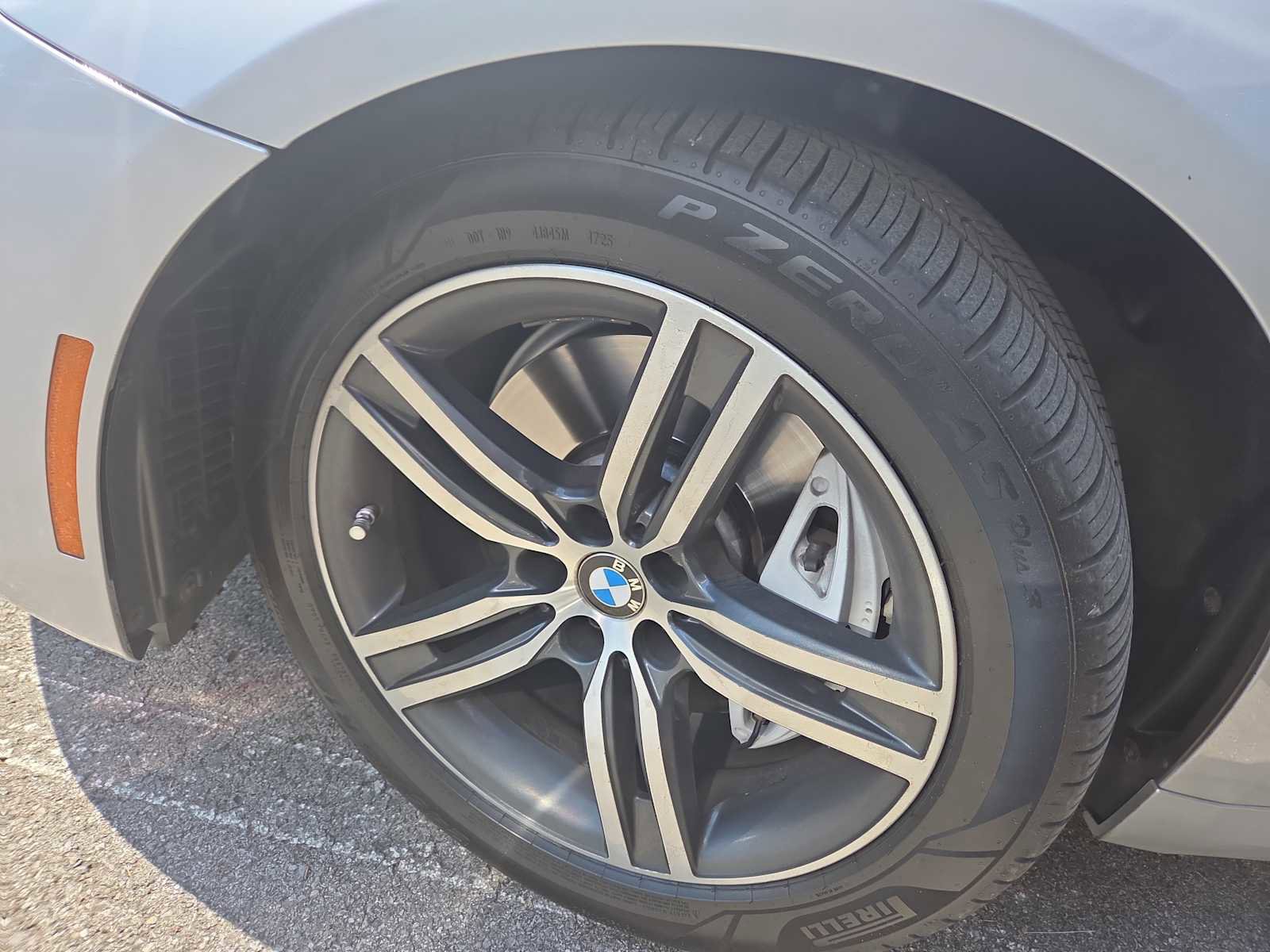 Used 2021 BMW 540i xDrive w/ Premium Package AWD/4WD image 9