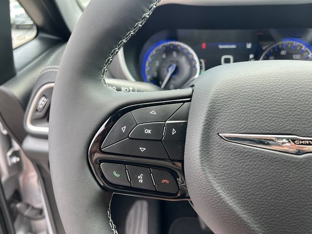 New 2026 Chrysler Pacifica Select w/ S Appearance Package FWD image 15