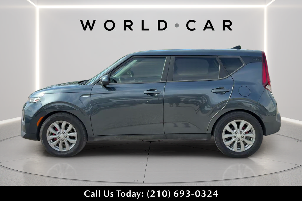 Used 2020 Kia Soul LX FWD image 6