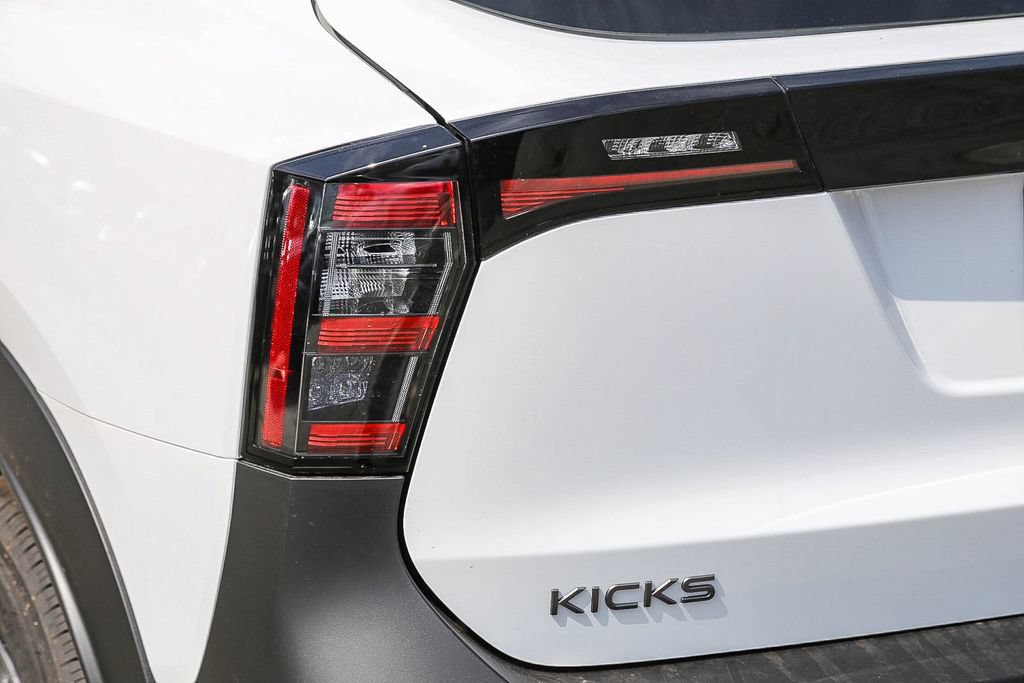 New 2026 Nissan Kicks S FWD image 10