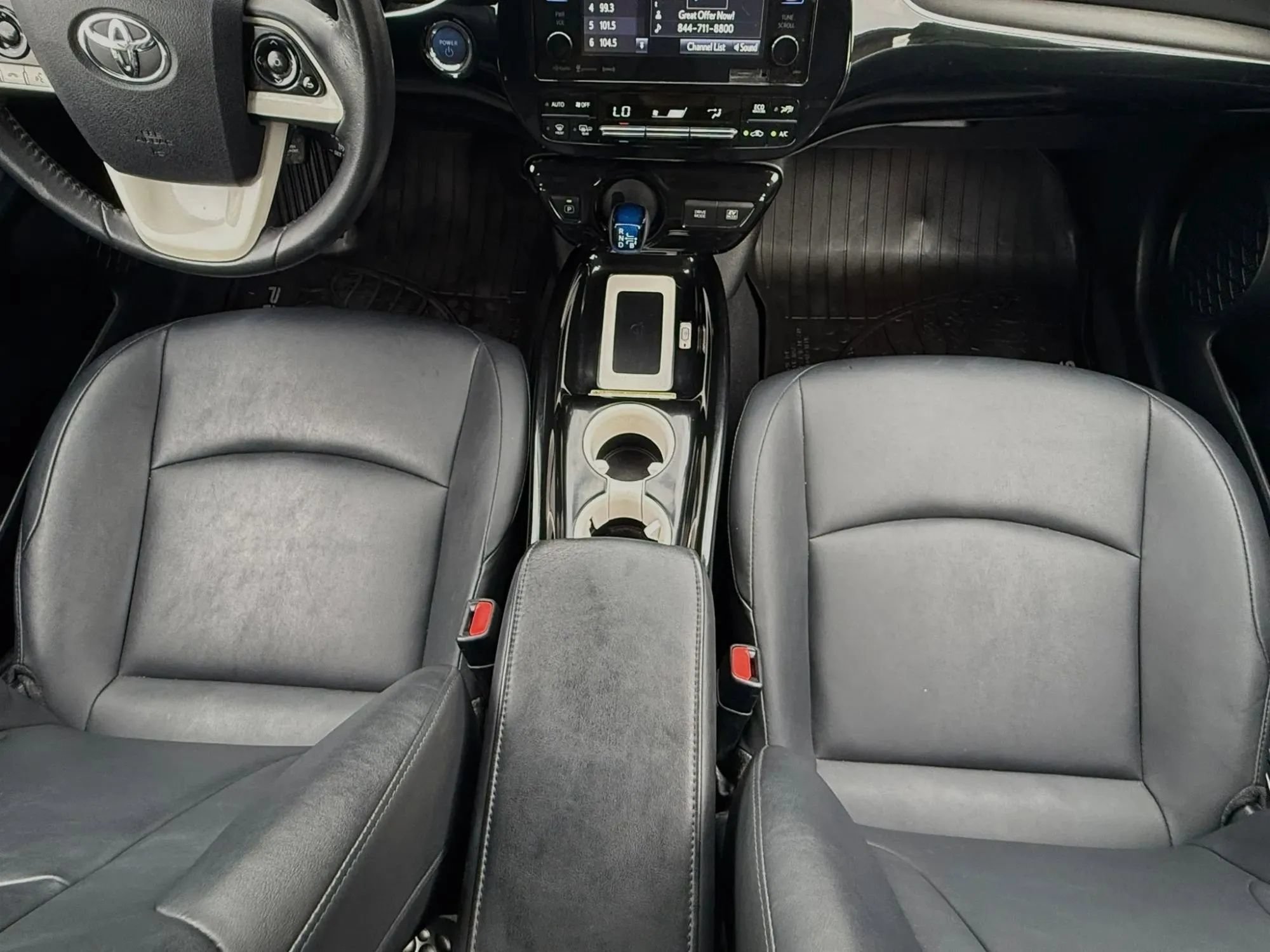 Used 2016 Toyota Prius Four w/ Protection Package FWD image 27