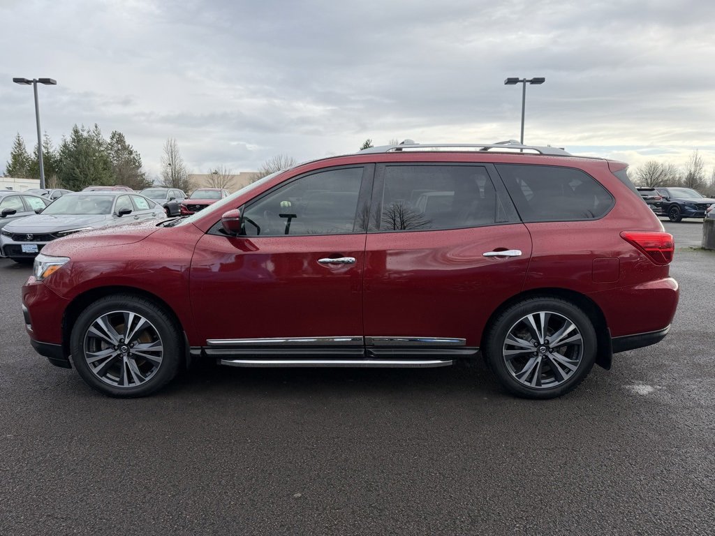Used 2019 Nissan Pathfinder Platinum image 5