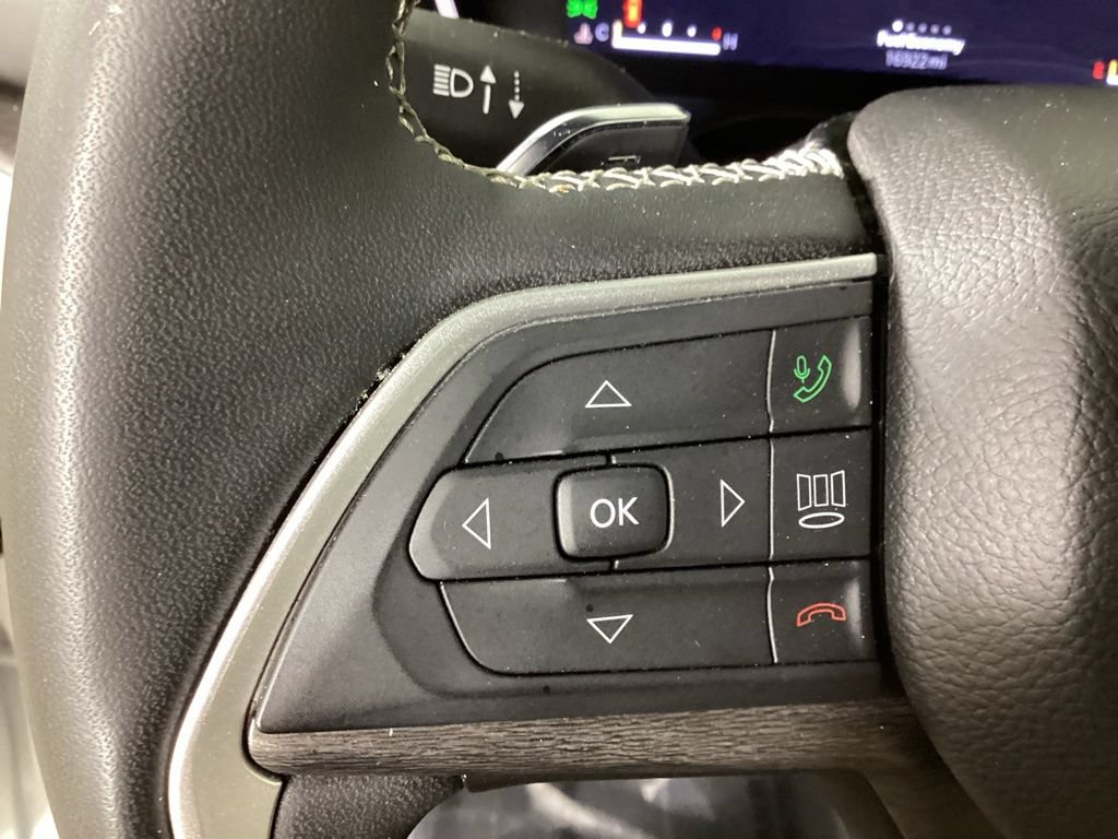 Used 2024 Jeep Grand Cherokee Limited w/ Luxury Tech Group II AWD/4WD image 20