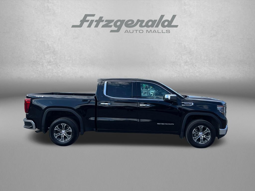 Used 2025 GMC Sierra 1500 SLT AWD/4WD image 4