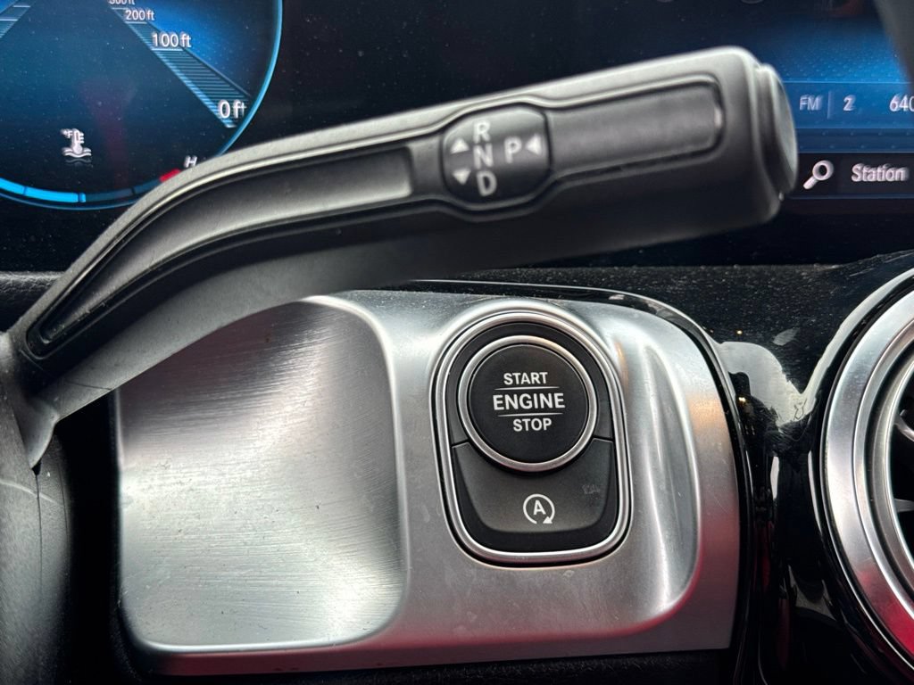 Used 2022 Mercedes-Benz GLB 35 AMG 4MATIC image 22