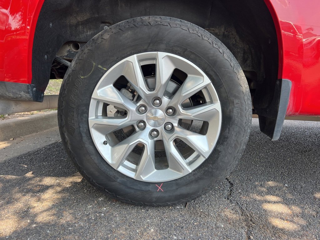 Used 2024 Chevrolet Silverado 1500 Custom image 9