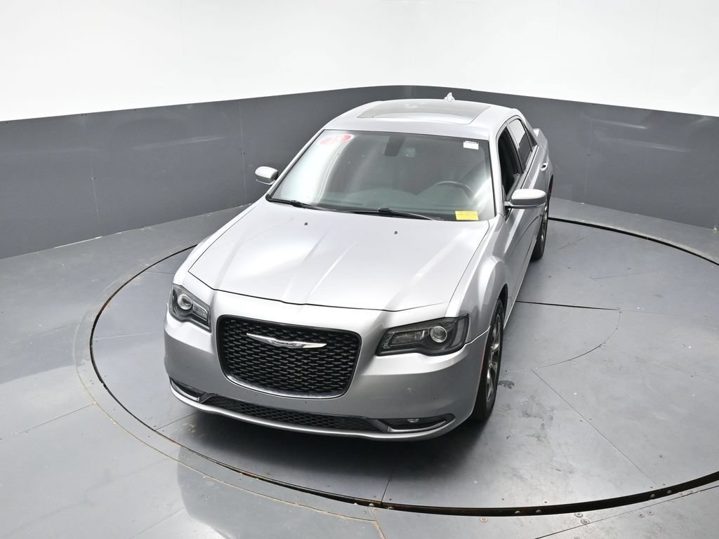 Used 2018 Chrysler 300 S w/ 300S Premium Group 2 AWD/4WD image 18