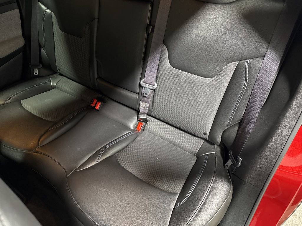 Used 2025 Jeep Compass Latitude w/ Sun & Sound Group image 14