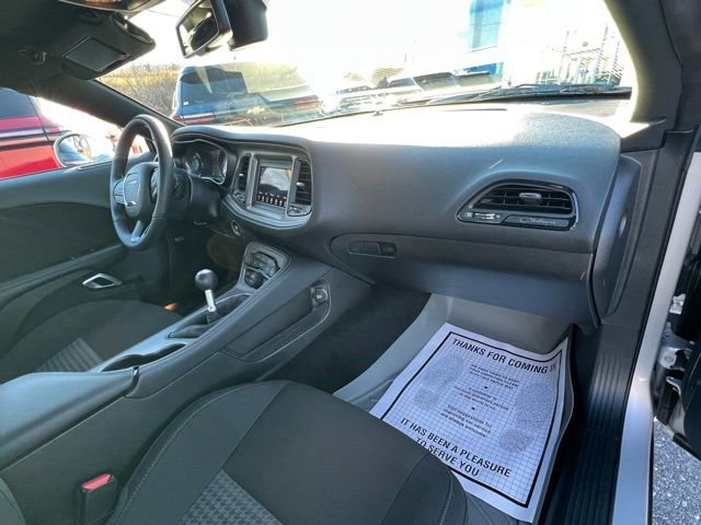 Used 2023 Dodge Challenger R/T w/ Blacktop Package image 33