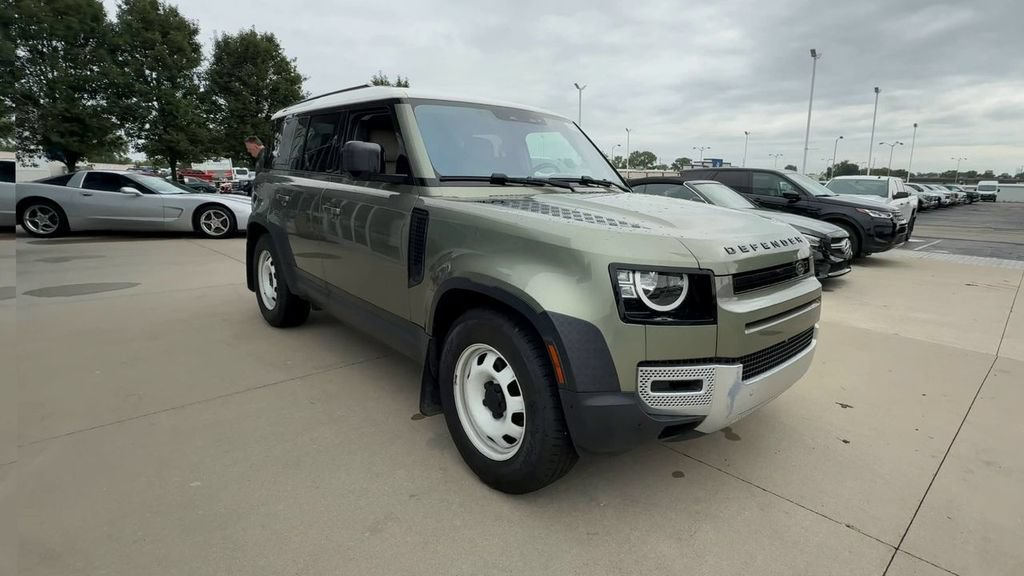 Used 2020 Land Rover Defender 110 AWD/4WD image 2