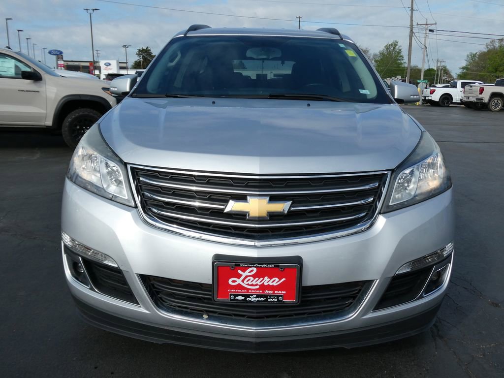 Used 2017 Chevrolet Traverse LT w/ Style and Technology Package FWD image 9
