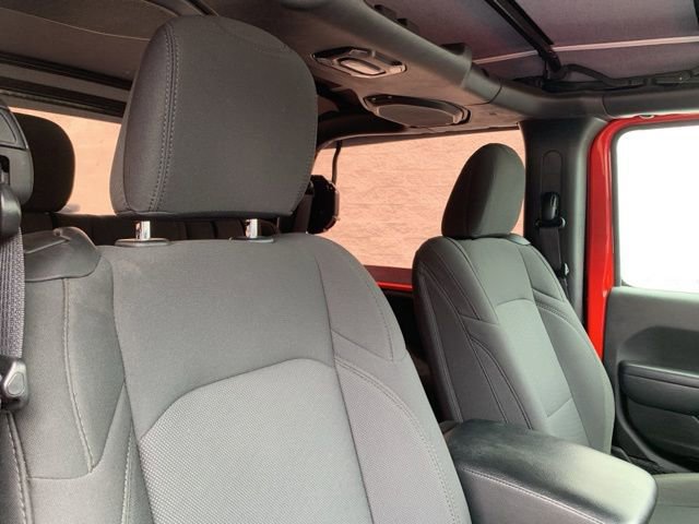 Used 2022 Jeep Wrangler Sport image 35