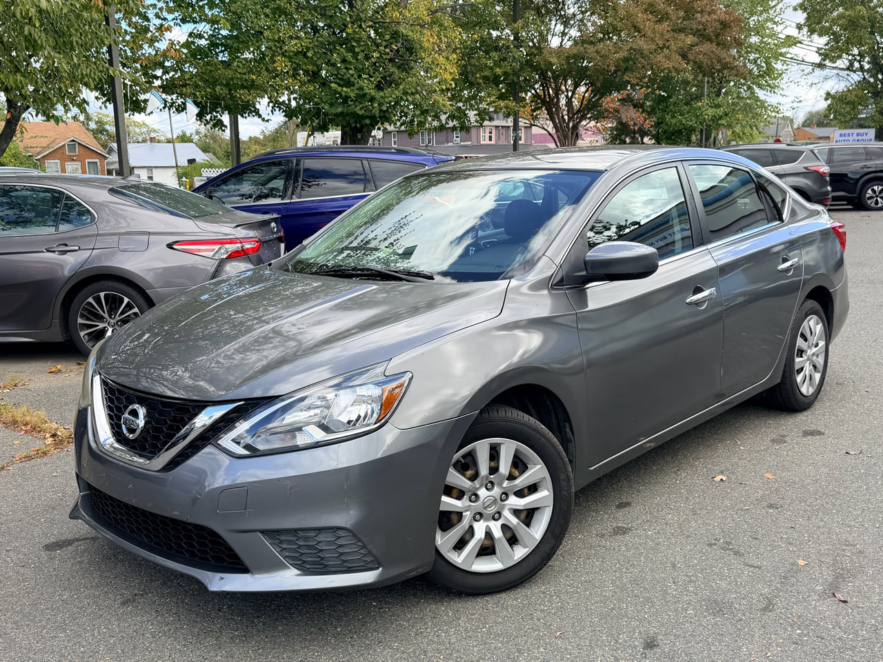 Used 2016 Nissan Sentra SV image 2