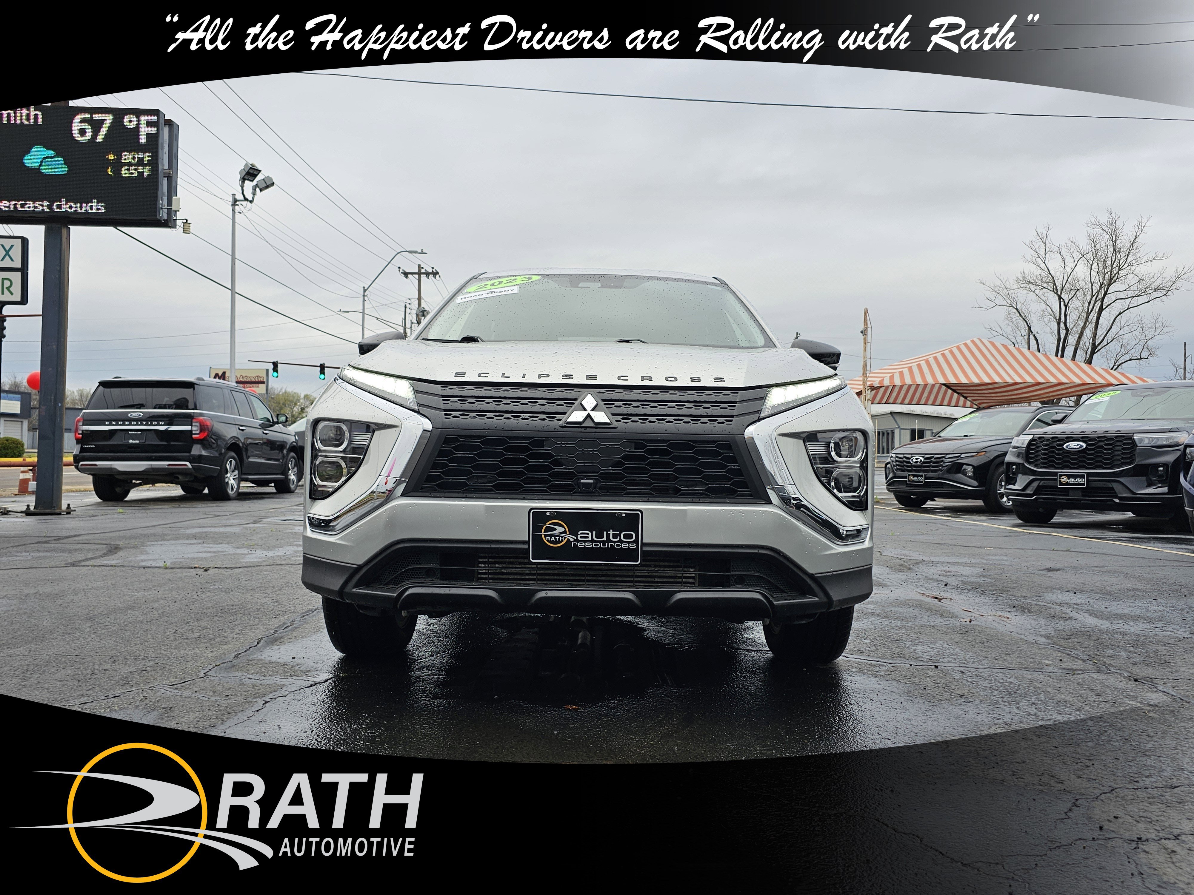 Used 2023 Mitsubishi Eclipse Cross LE image 3