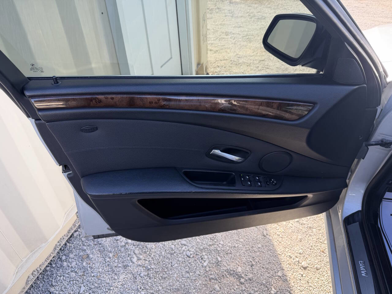 Used 2010 BMW 528i Sedan image 8