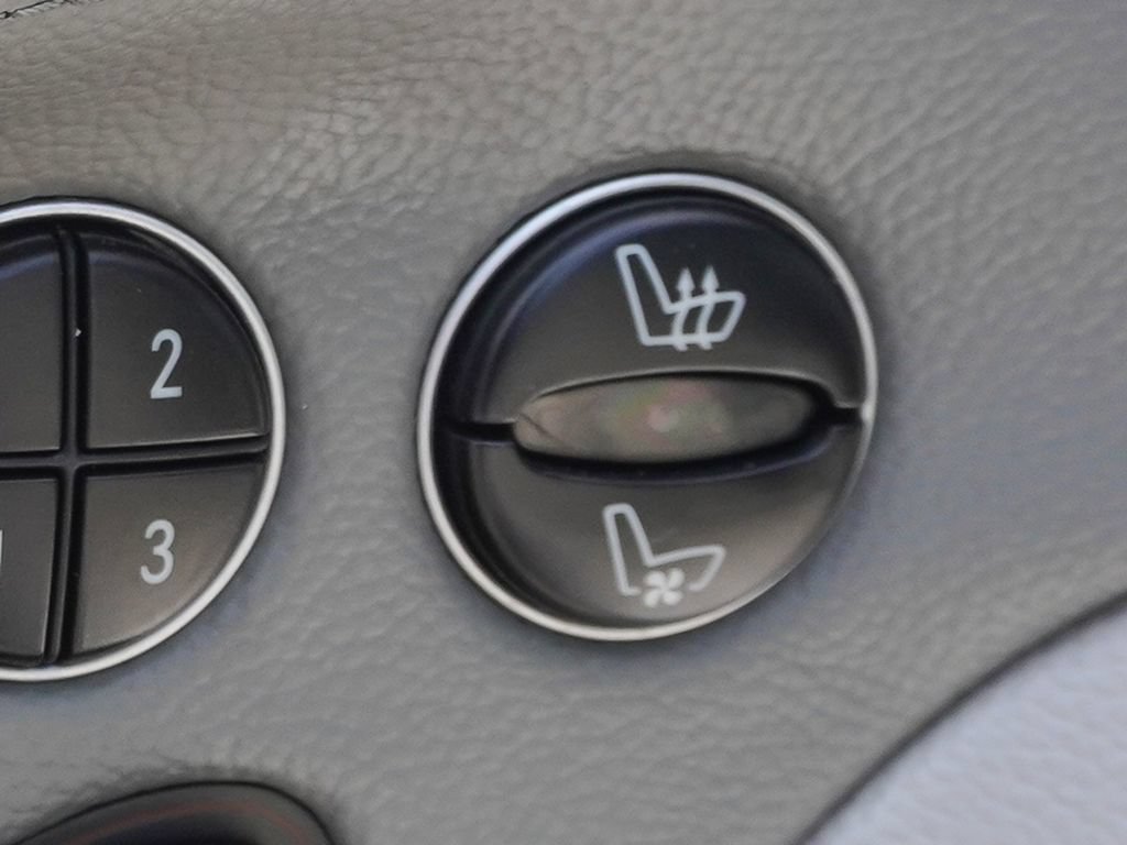 Used 2005 Mercedes-Benz SL 500 image 25