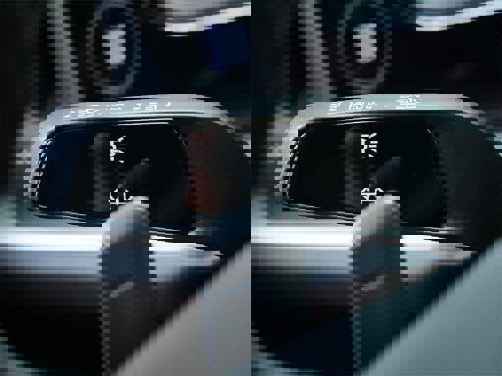New 2025 Porsche Cayenne S image 23