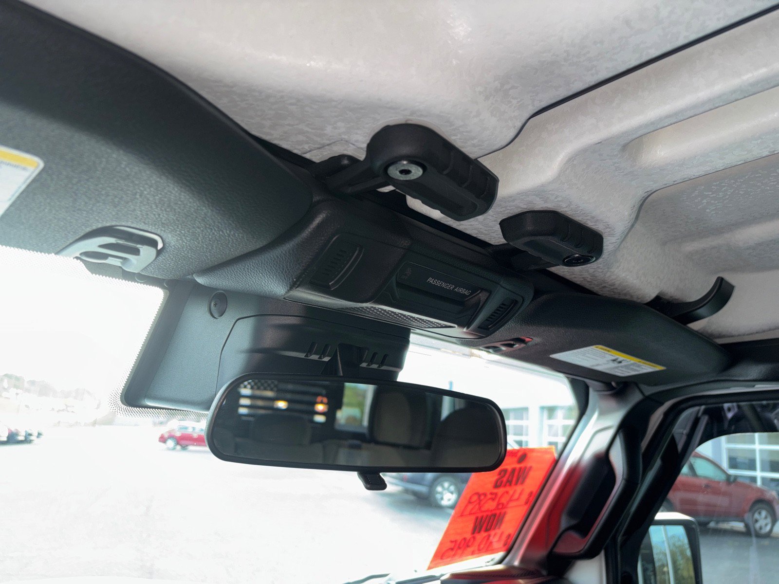 Used 2025 Jeep Gladiator Sport image 27