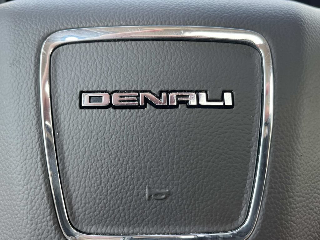 Used 2017 GMC Yukon XL Denali w/ Open Road Package AWD/4WD image 40