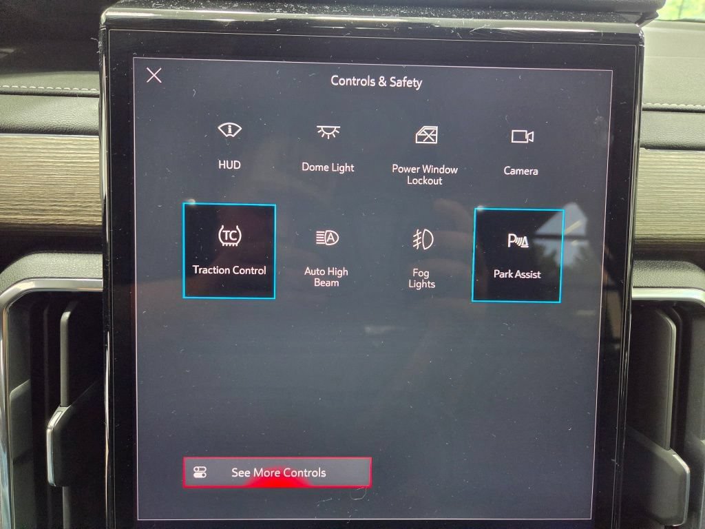 Used 2026 GMC Acadia Denali w/ LPO, Floor Liner Package AWD/4WD image 41