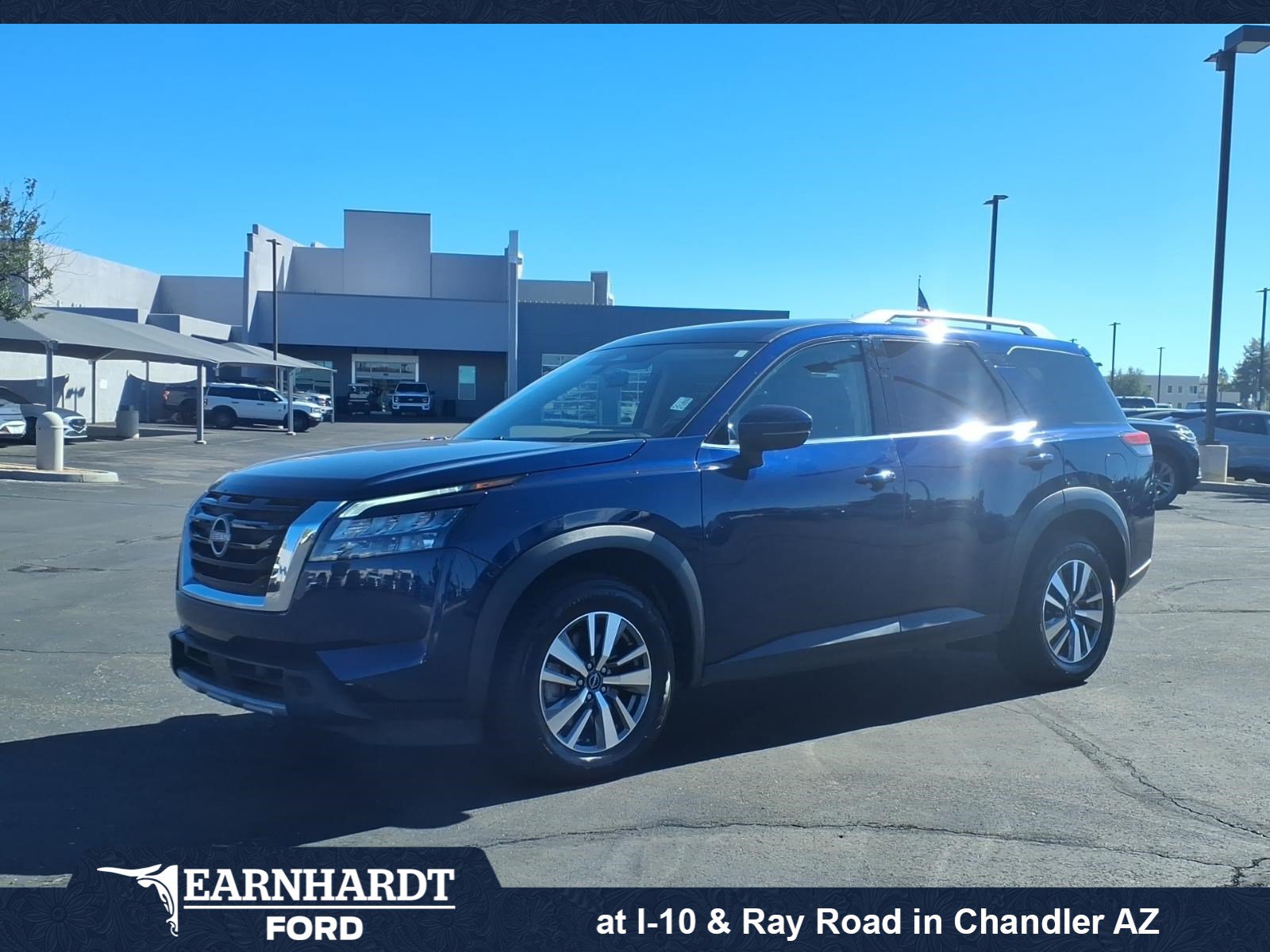Used 2025 Nissan Pathfinder SL