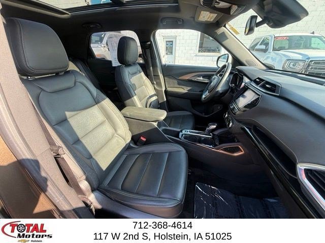 Used 2021 Chevrolet TrailBlazer ACTIV w/ Sun and Liftgate Package AWD/4WD image 18