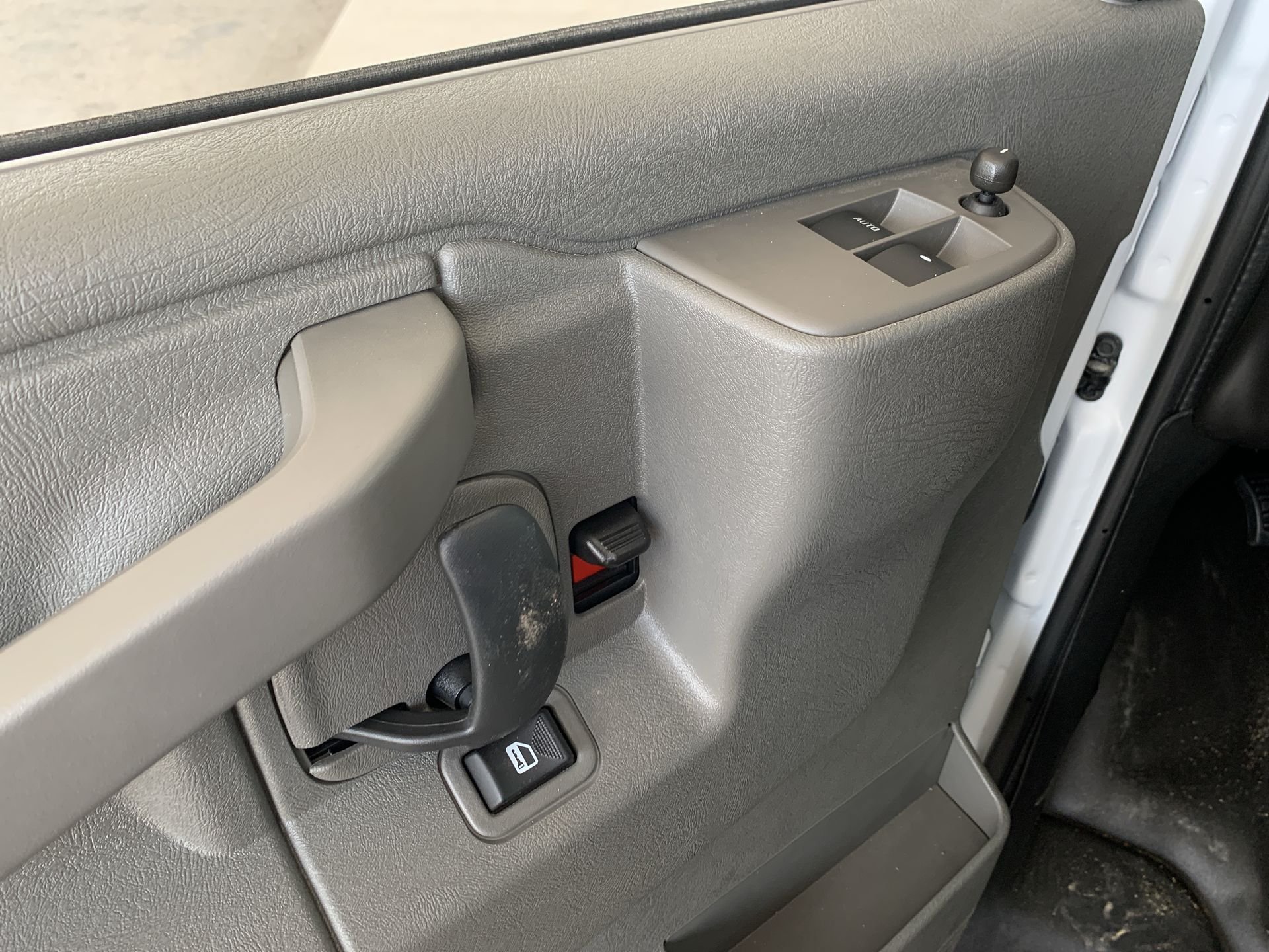 New 2025 GMC Savana 2500 Extended w/ Driver Convenience Package RWD image 37