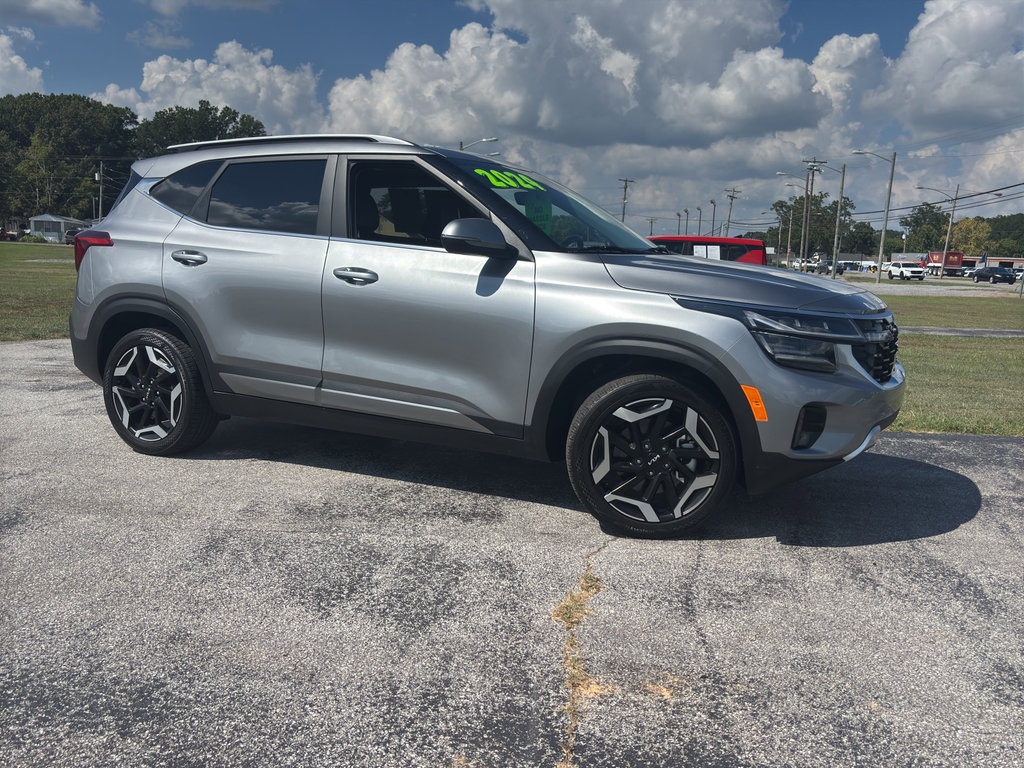 Certified 2024 Kia Seltos SX w/ SX Sunroof Package image 4