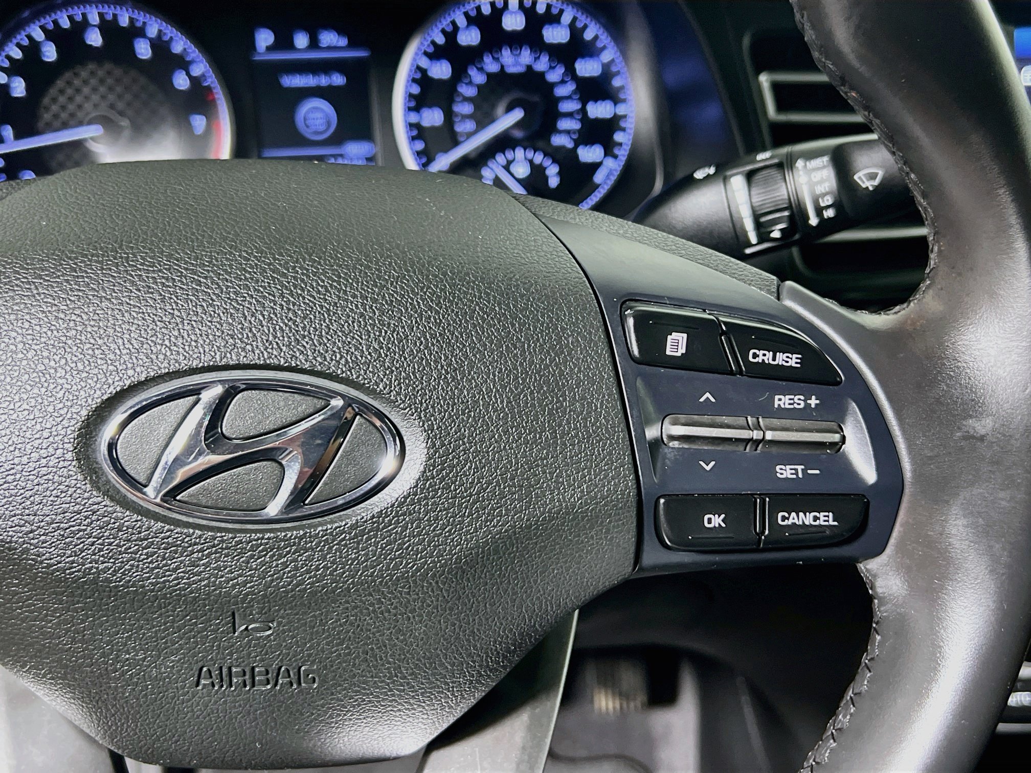 Used 2019 Hyundai Elantra Limited w/ Cargo Package FWD image 19