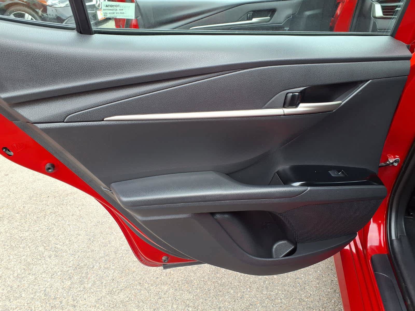Used 2025 Toyota Camry LE FWD image 10