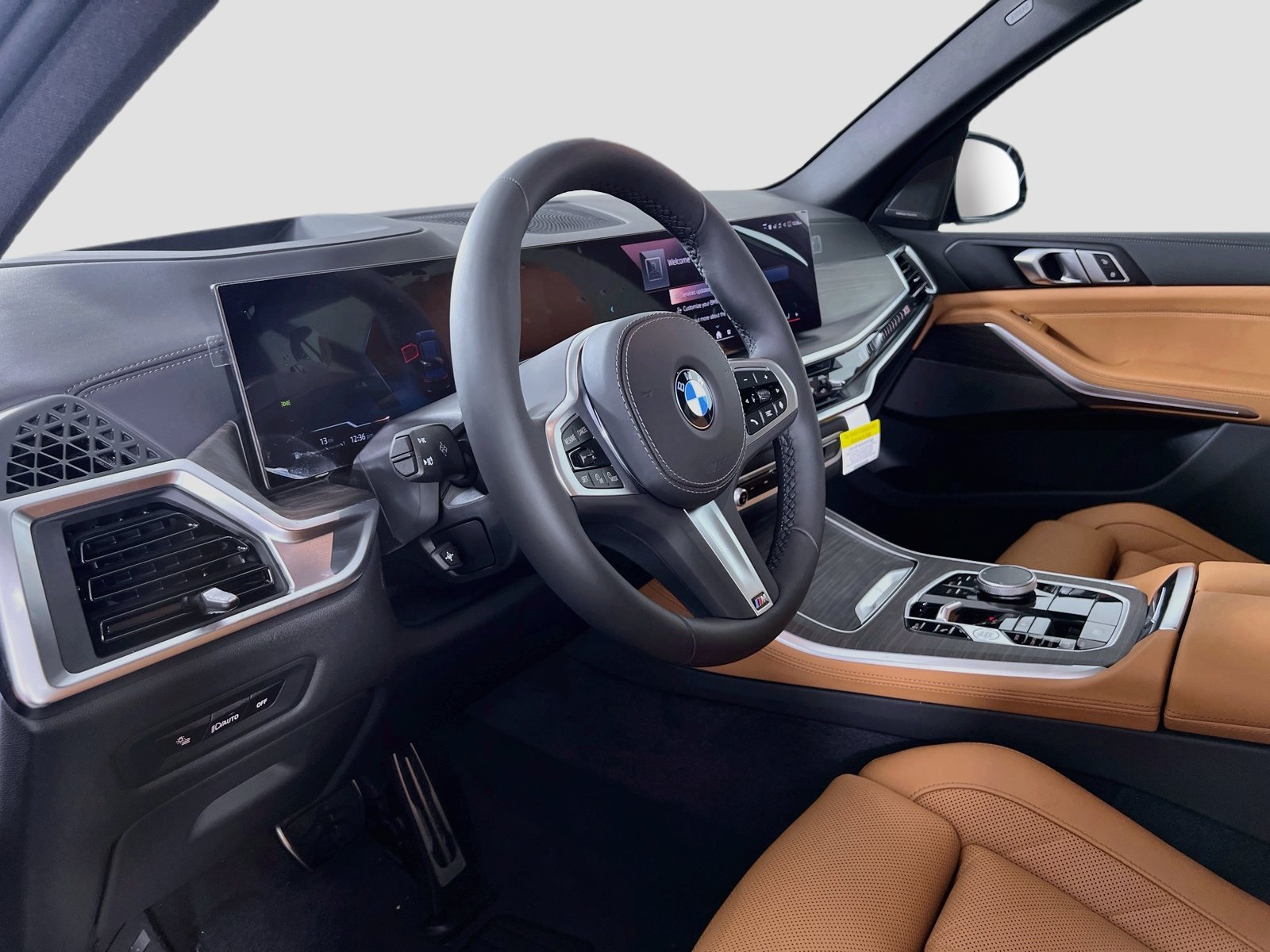 Used 2026 BMW X5 xDrive40i w/ M Sport Package AWD/4WD image 9