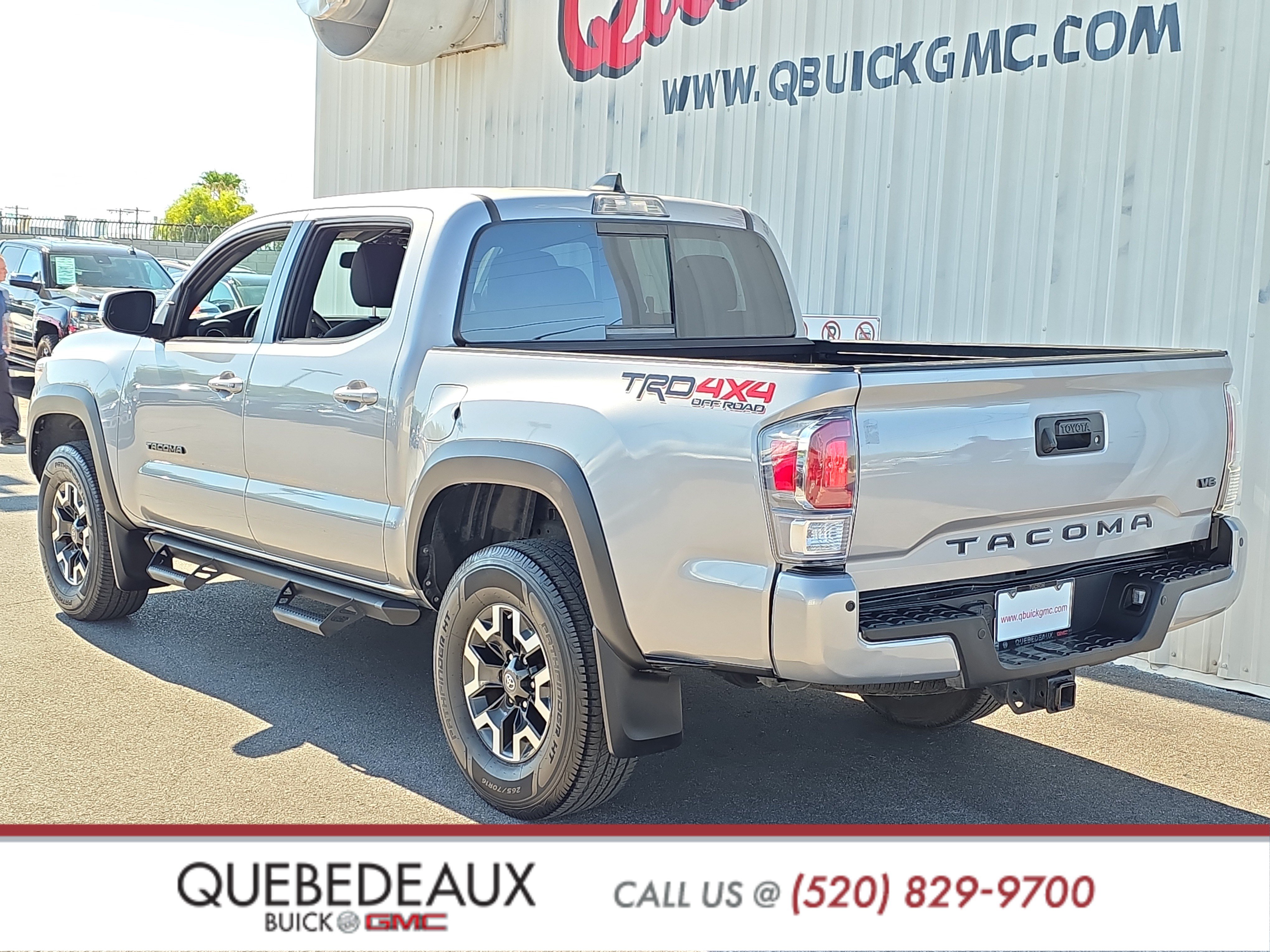 Used 2020 Toyota Tacoma TRD Off-Road w/ Technology Package AWD/4WD image 5