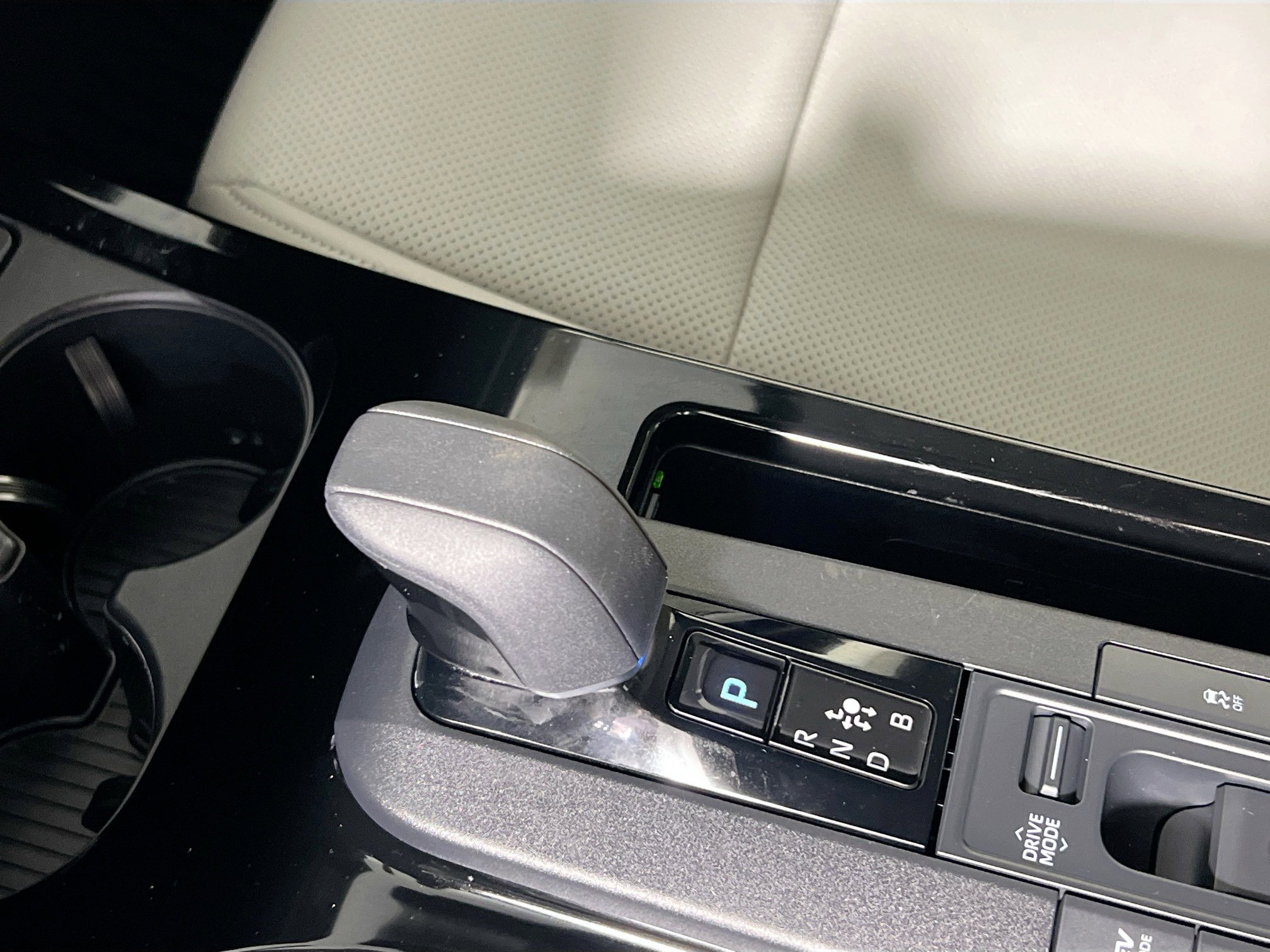 Used 2026 Toyota Prius XLE image 25