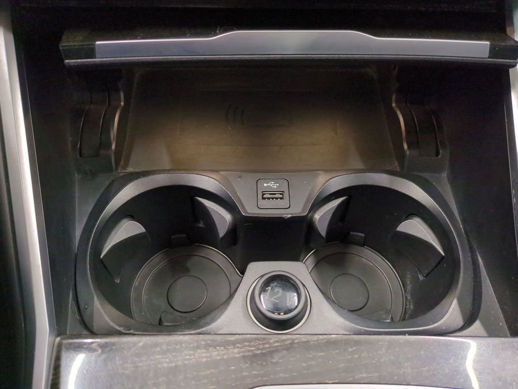 Used 2020 BMW 330i xDrive Sedan w/ Convenience Package image 28