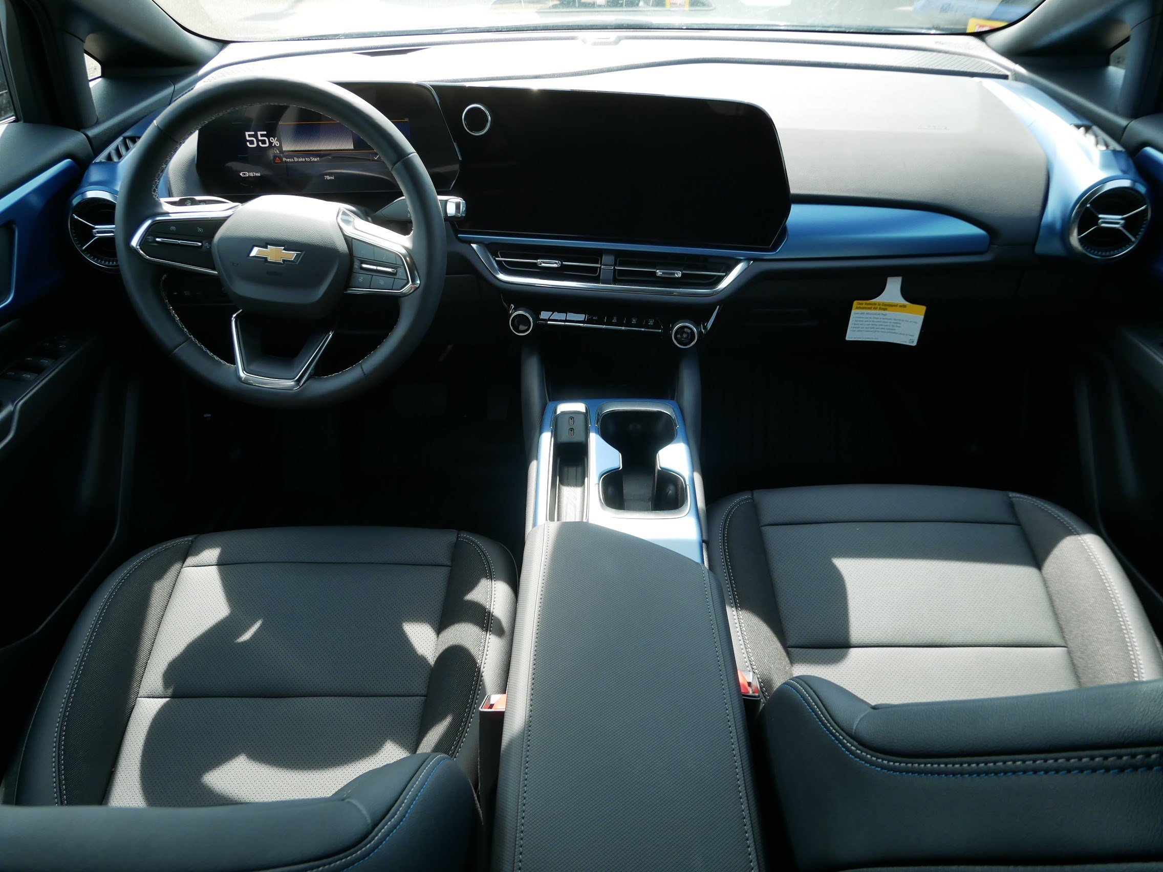 New 2026 Chevrolet Equinox EV LT w/ LPO, Blackout Package FWD image 6