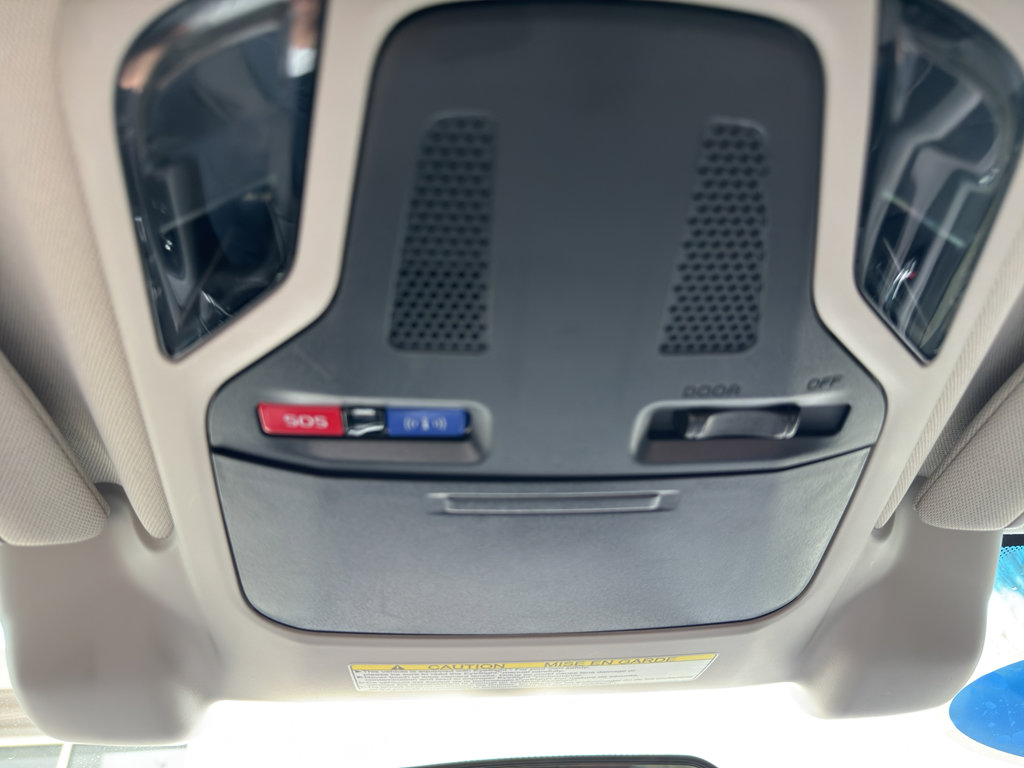 Used 2022 Subaru Legacy Premium image 11