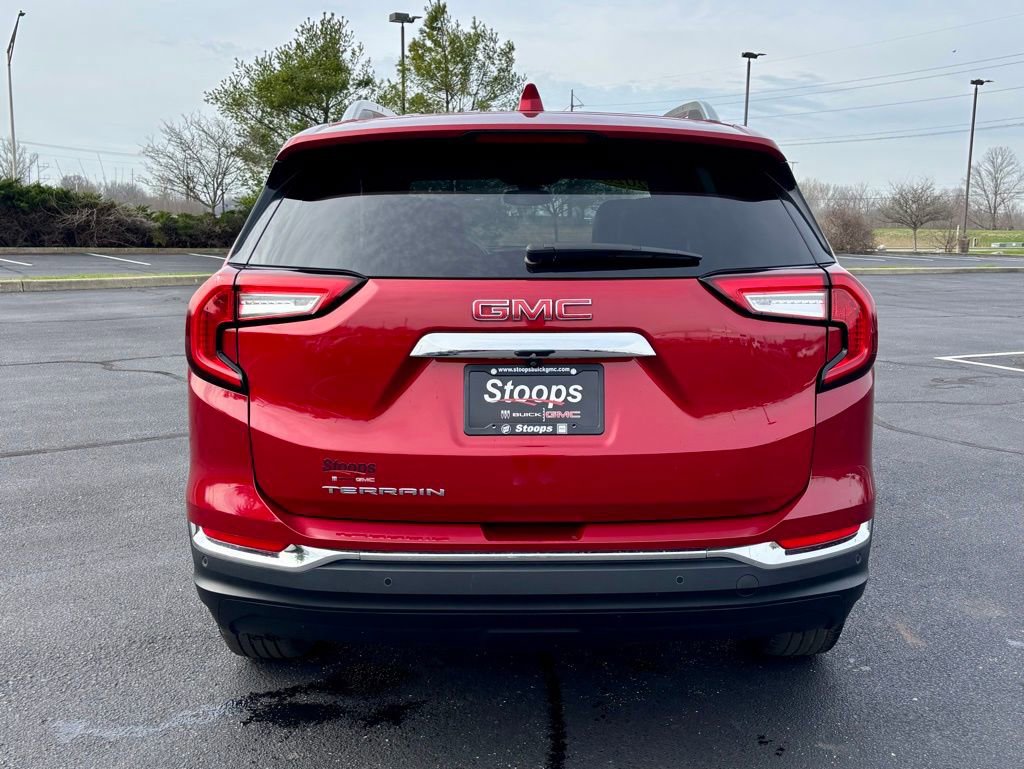 Used 2023 GMC Terrain SLT image 6