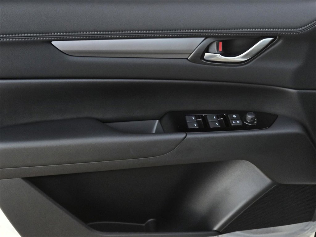 New 2025 MAZDA CX-5 AWD 2.5 S w/ Select Package image 13