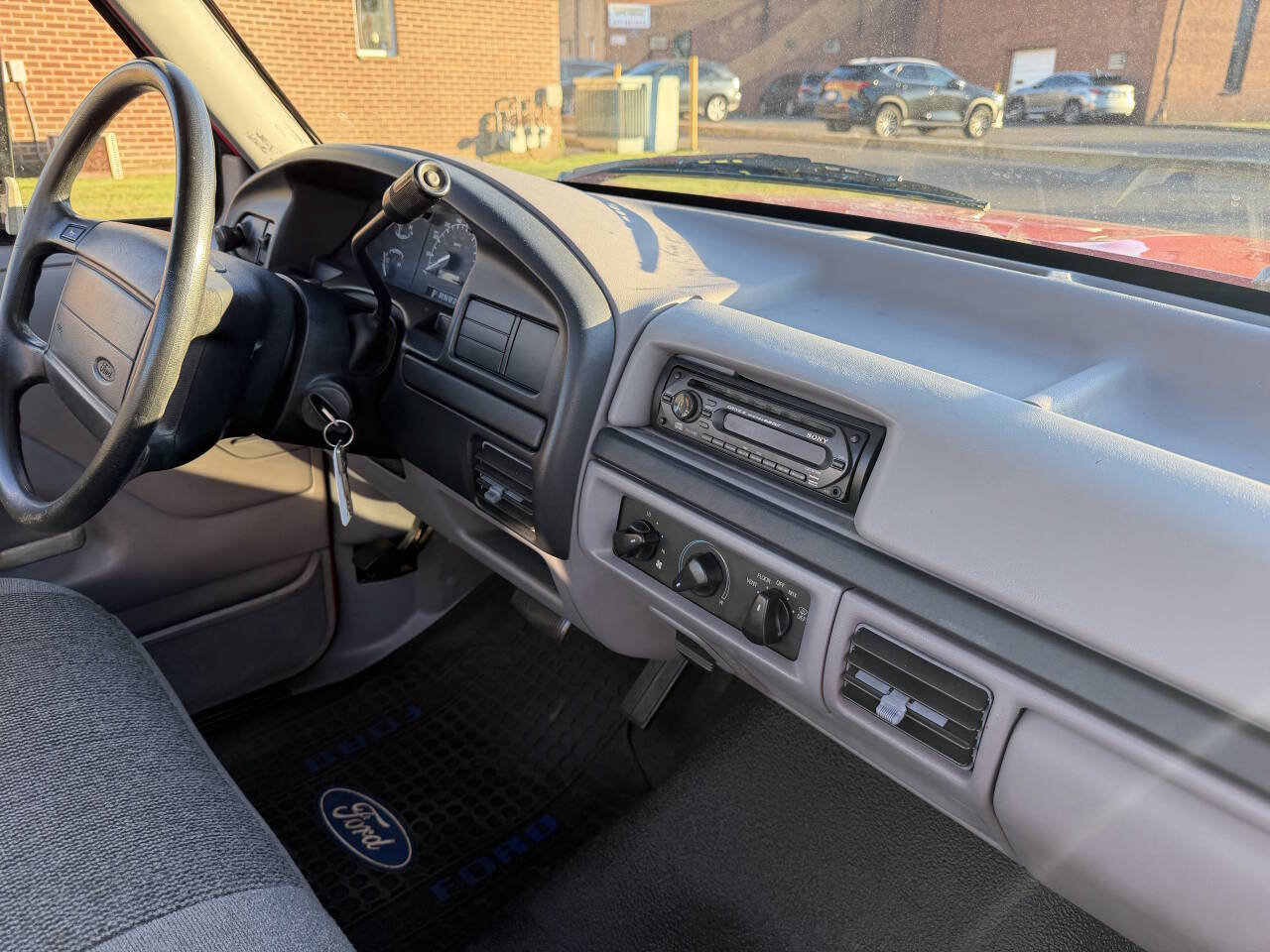 Used 1996 Ford F150 2WD Regular Cab image 25
