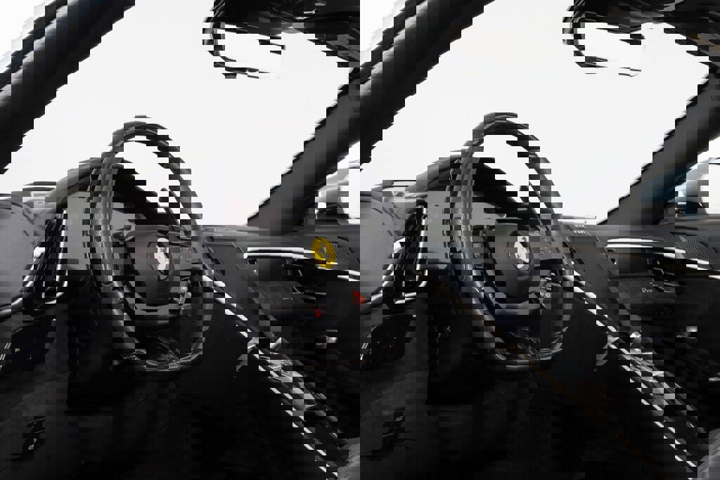 Certified 2024 Ferrari Roma Spider image 4