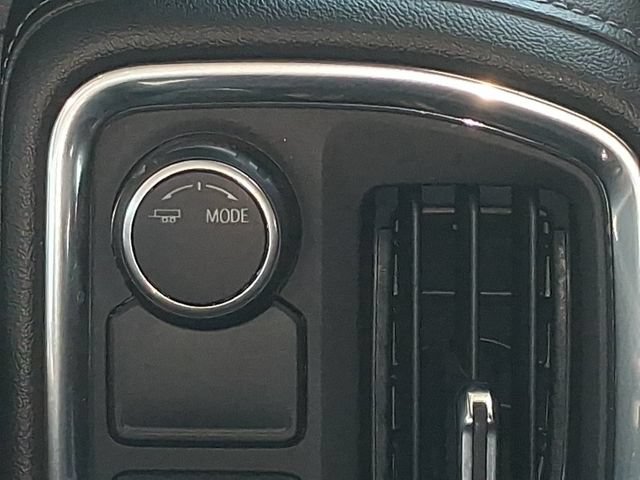 Used 2020 Chevrolet Silverado 1500 LT w/ Texas Edition RWD image 32