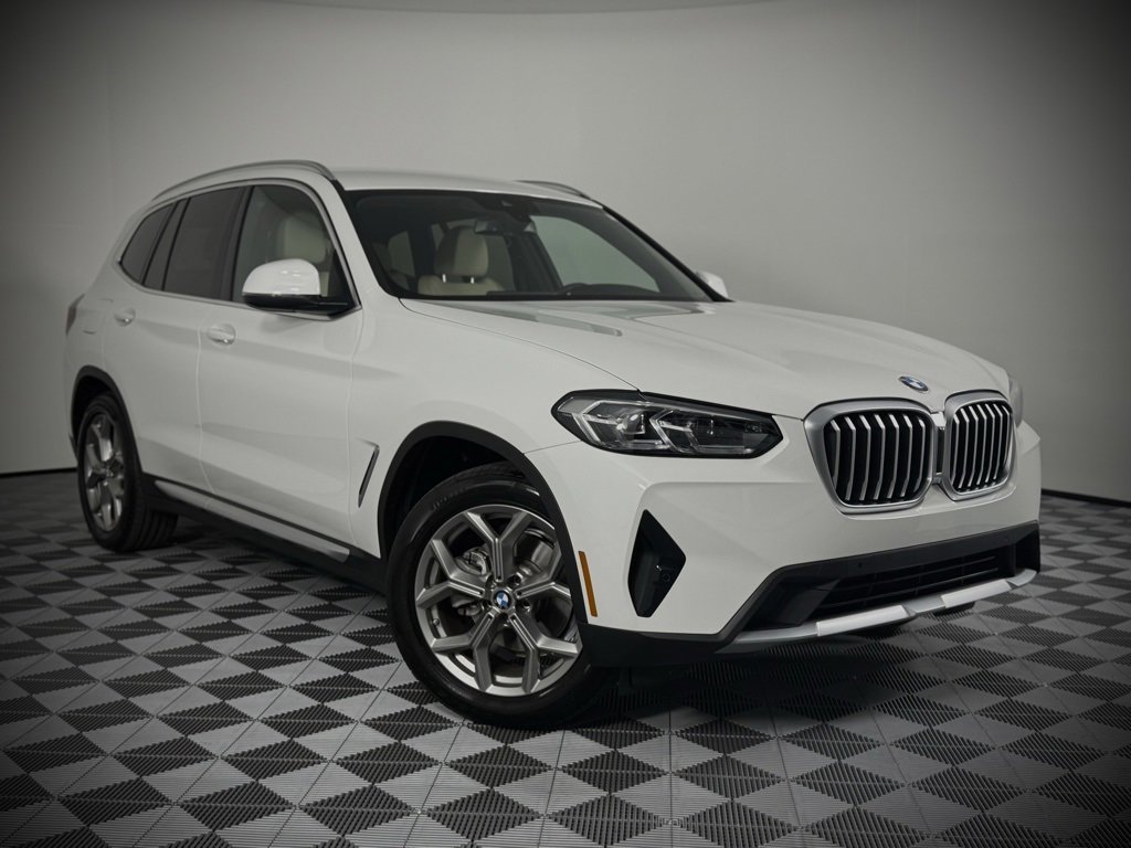 Used 2024 BMW X3 xDrive30i image 6