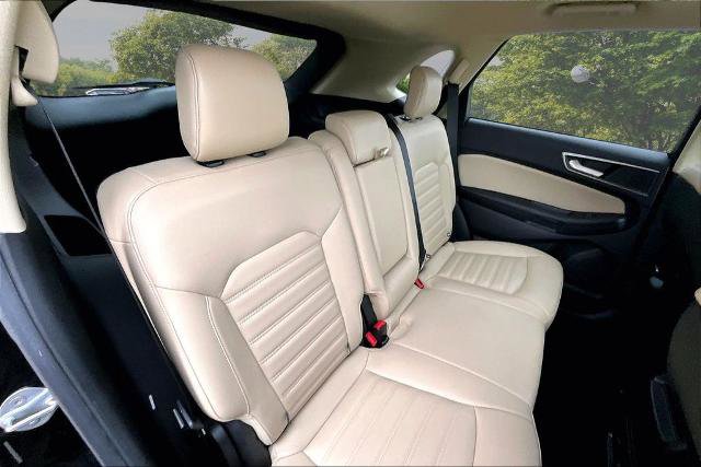 Certified 2022 Ford Edge SEL w/ Convenience Package image 26