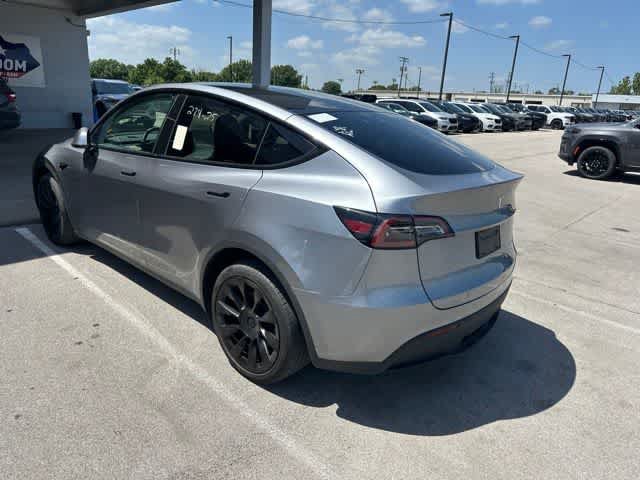 Used 2024 Tesla Model Y Long Range AWD/4WD image 14