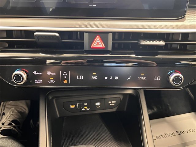 Used 2025 Kia K5 LXS image 25